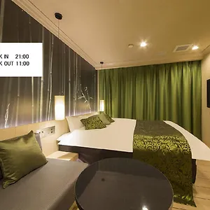 男塾ホテルグループ ルトゥール（大人専用） ラブホテル